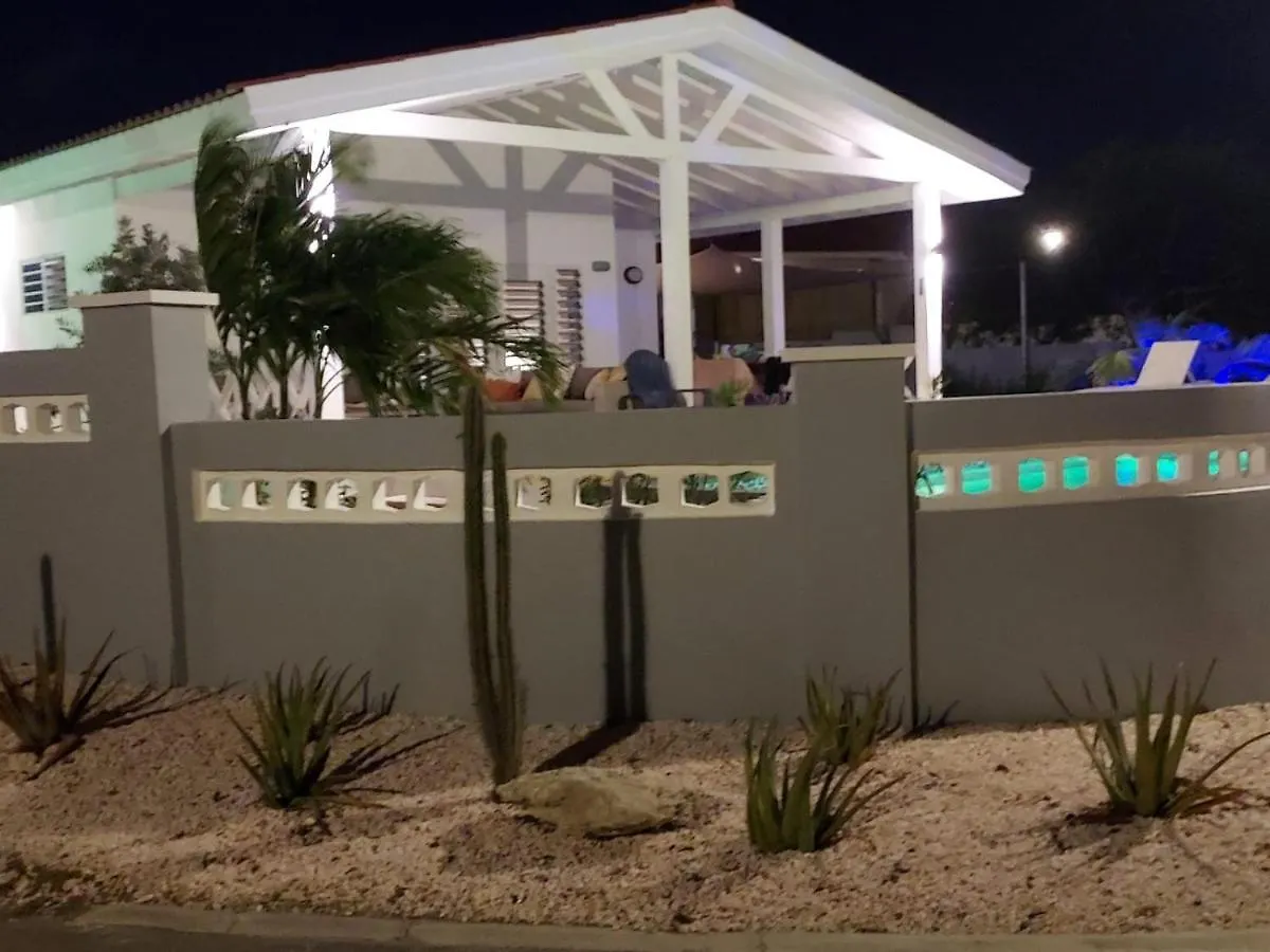 Kas Trupial Villa Willemstad