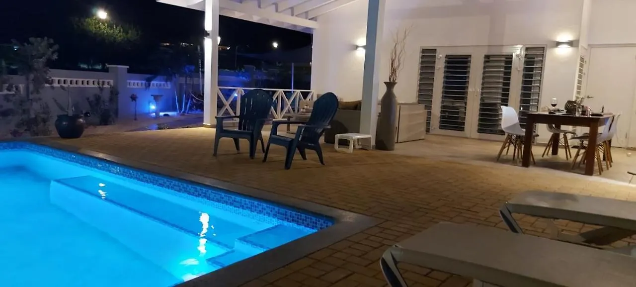 Kas Trupial Villa Willemstad